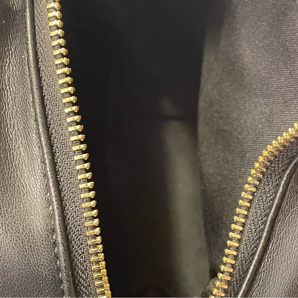 G BY GUESS GBG Quilted Mini Bag Backpack in Black - Picture 4 of 7